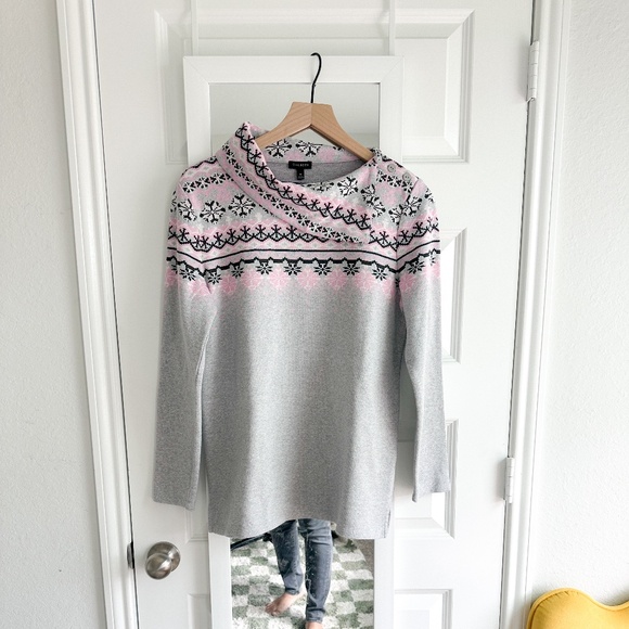 Talbots Tops - Talbots Button Shoulder Fair Isle Pullover Long Sleeves Pink size M